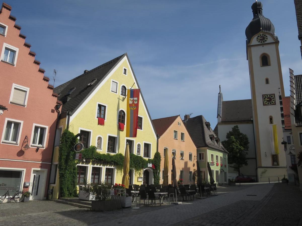 Boardinghouse Marktplatz Schwandorf in Bayern Εξωτερικό φωτογραφία