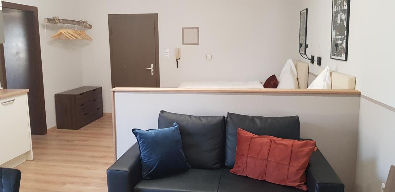 Boardinghouse Marktplatz Schwandorf in Bayern Εξωτερικό φωτογραφία